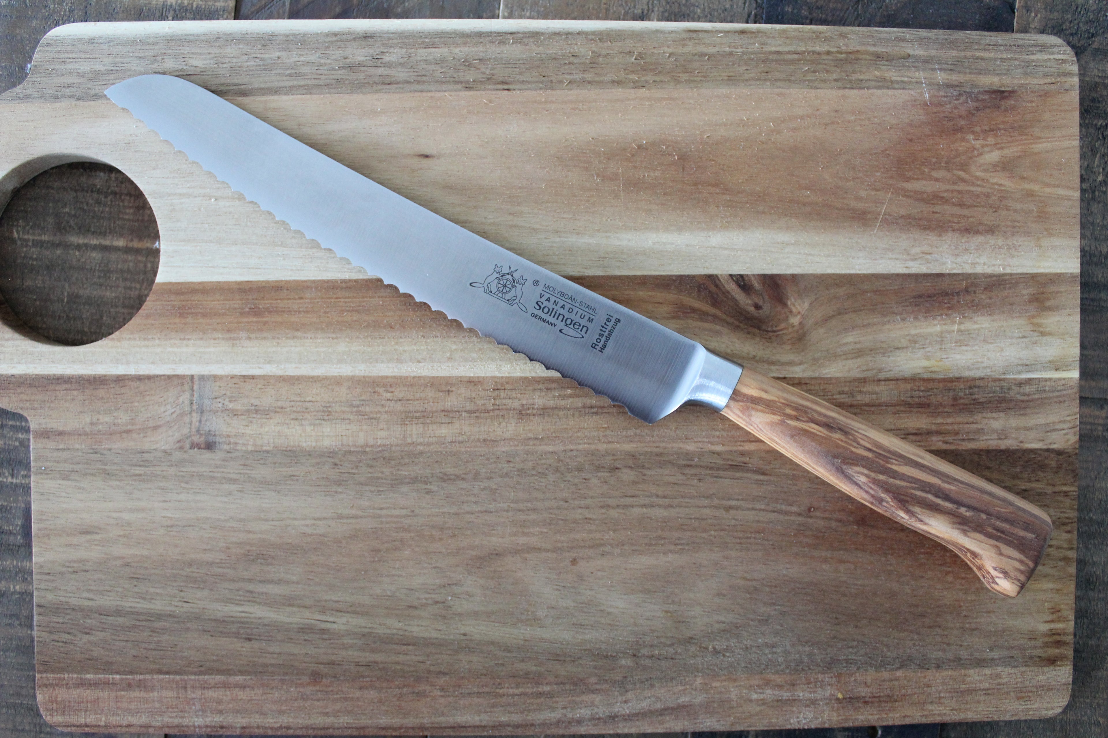 Geschmiedetes Brotmesser