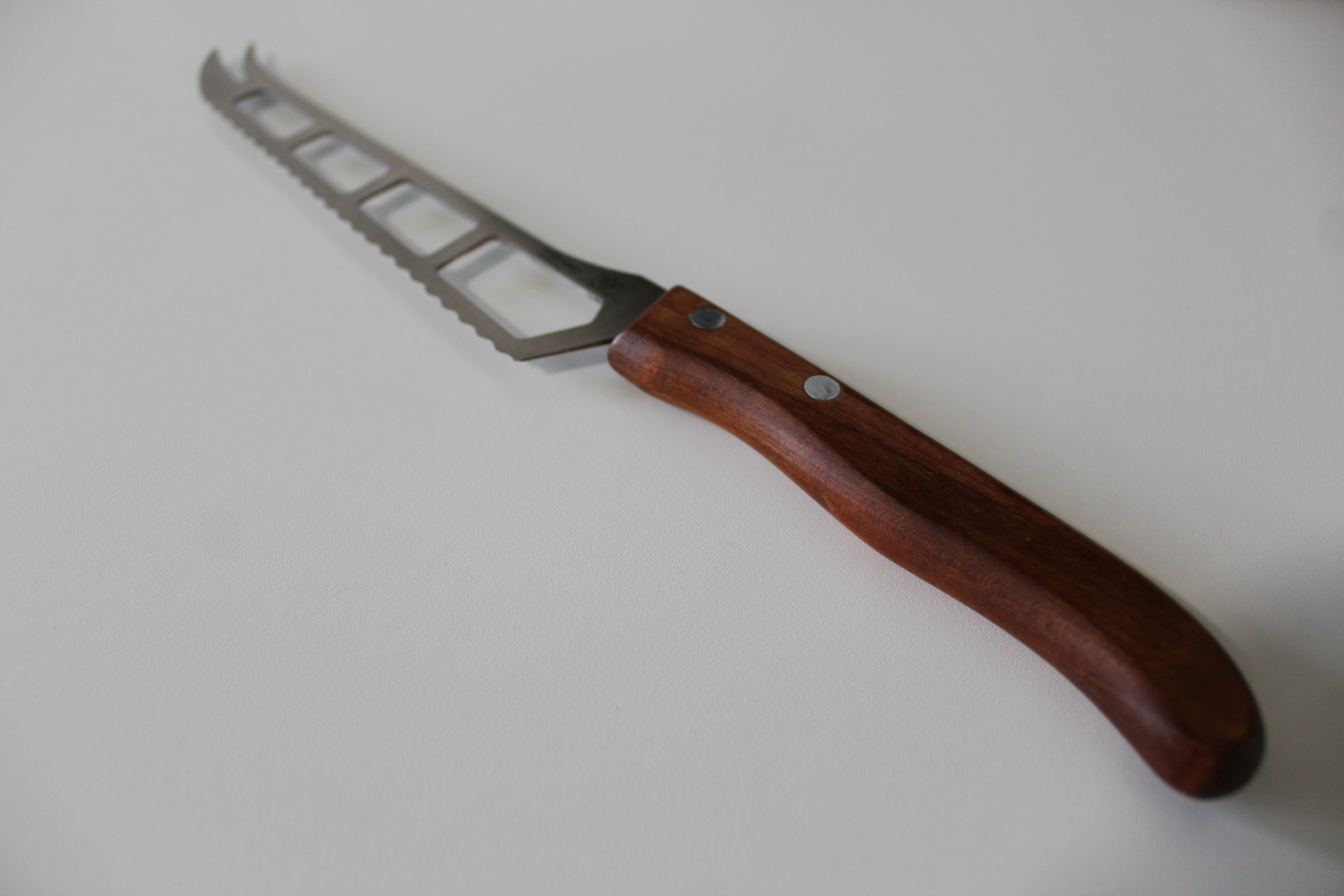 Käsemesser "Fuchs" 5,5" Kirschholzgriff