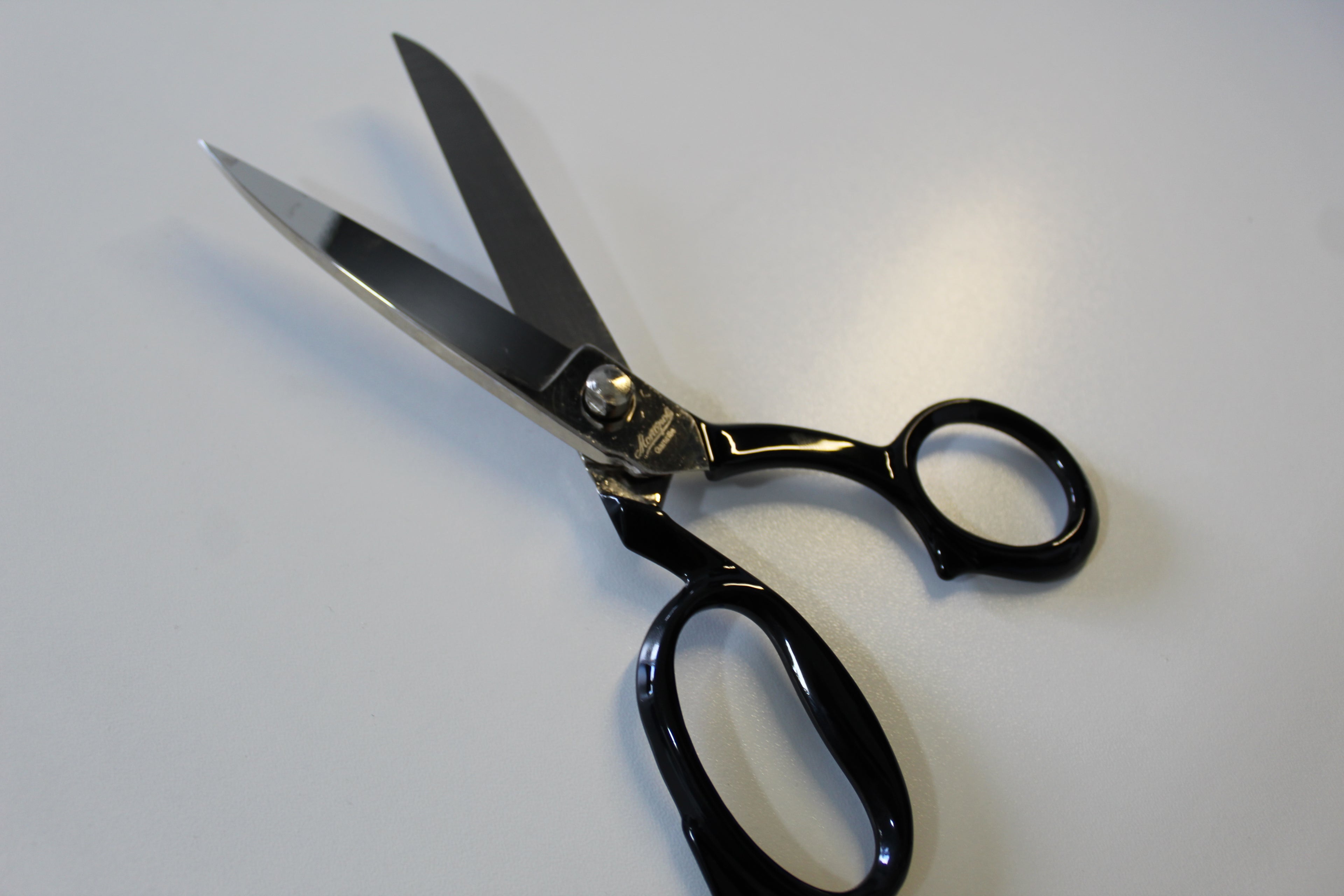 Stoffschere 7 Zoll Metallgriff Schneiderschere