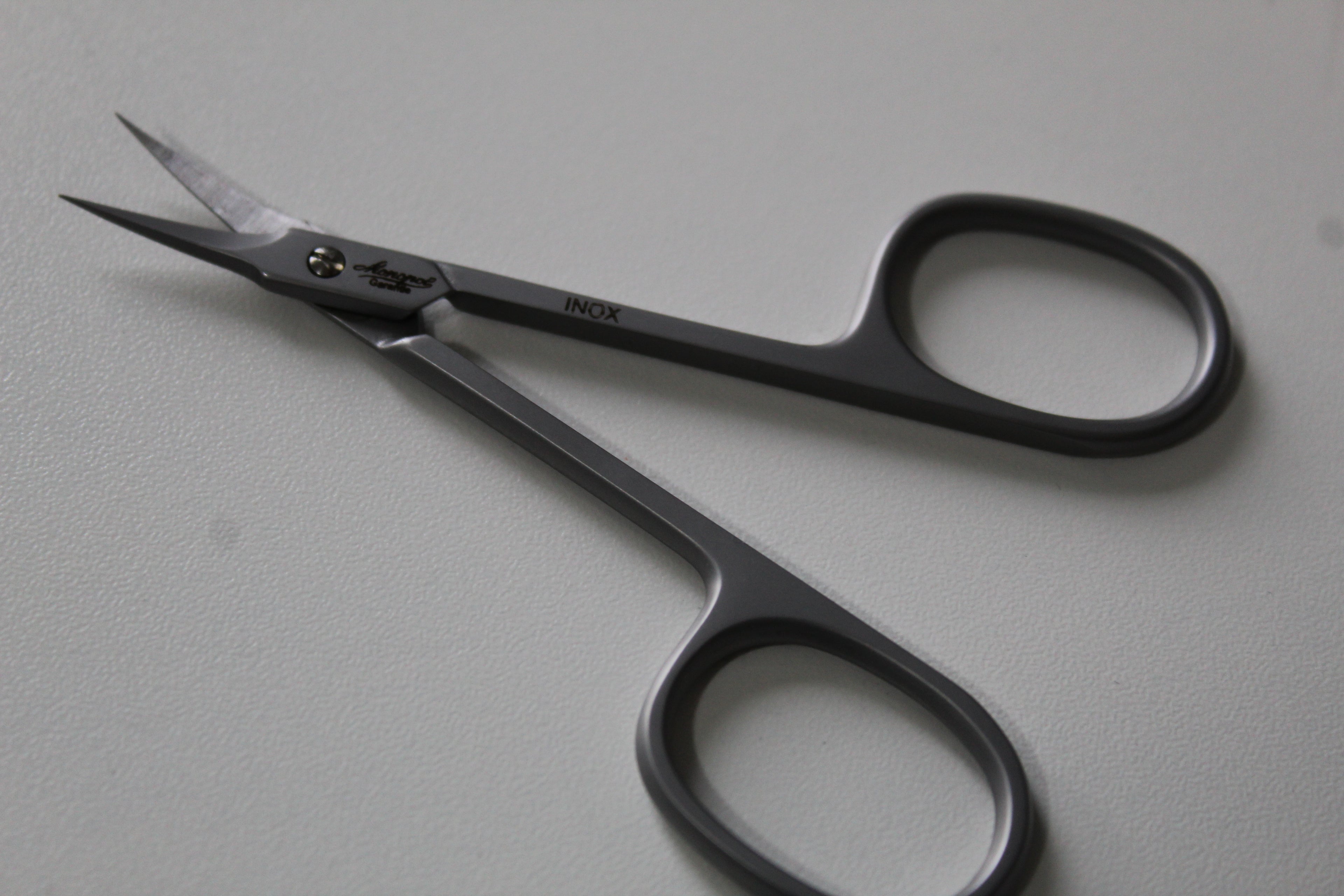 Monopol Hautschere Turmspitz