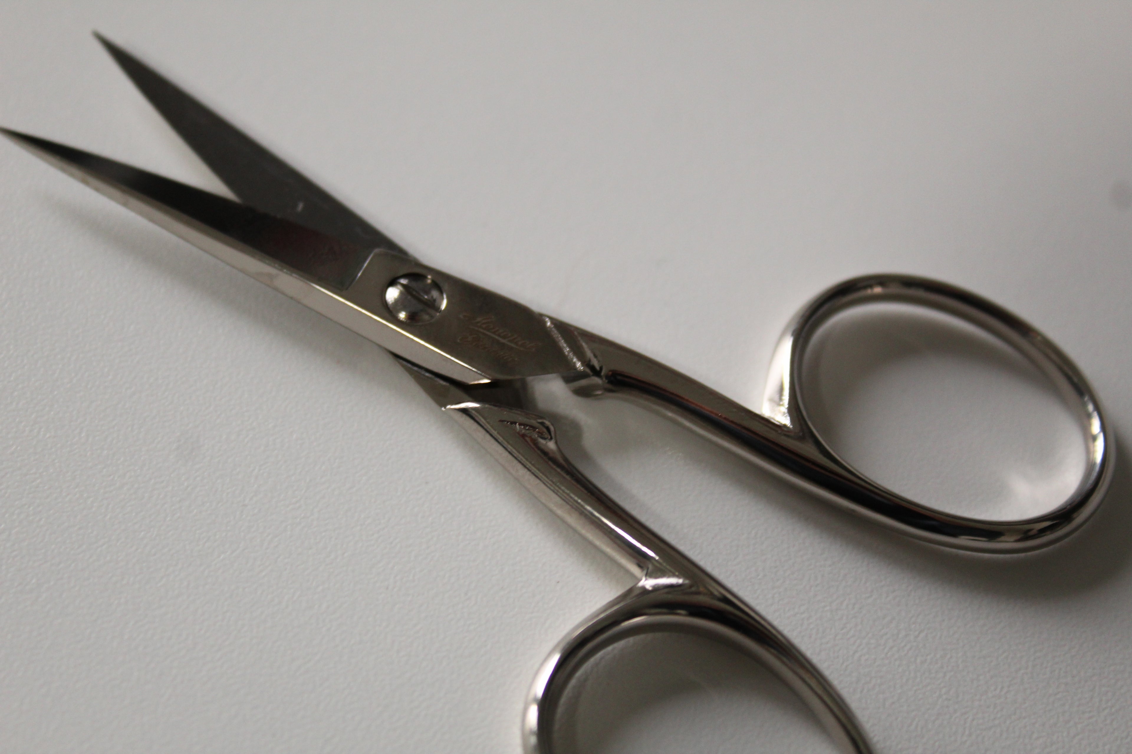 Monopol Stickschere Weberschere für feine Handarbeiten