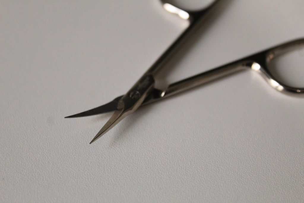 Monopol Turmspitz Hautschere vernickelt