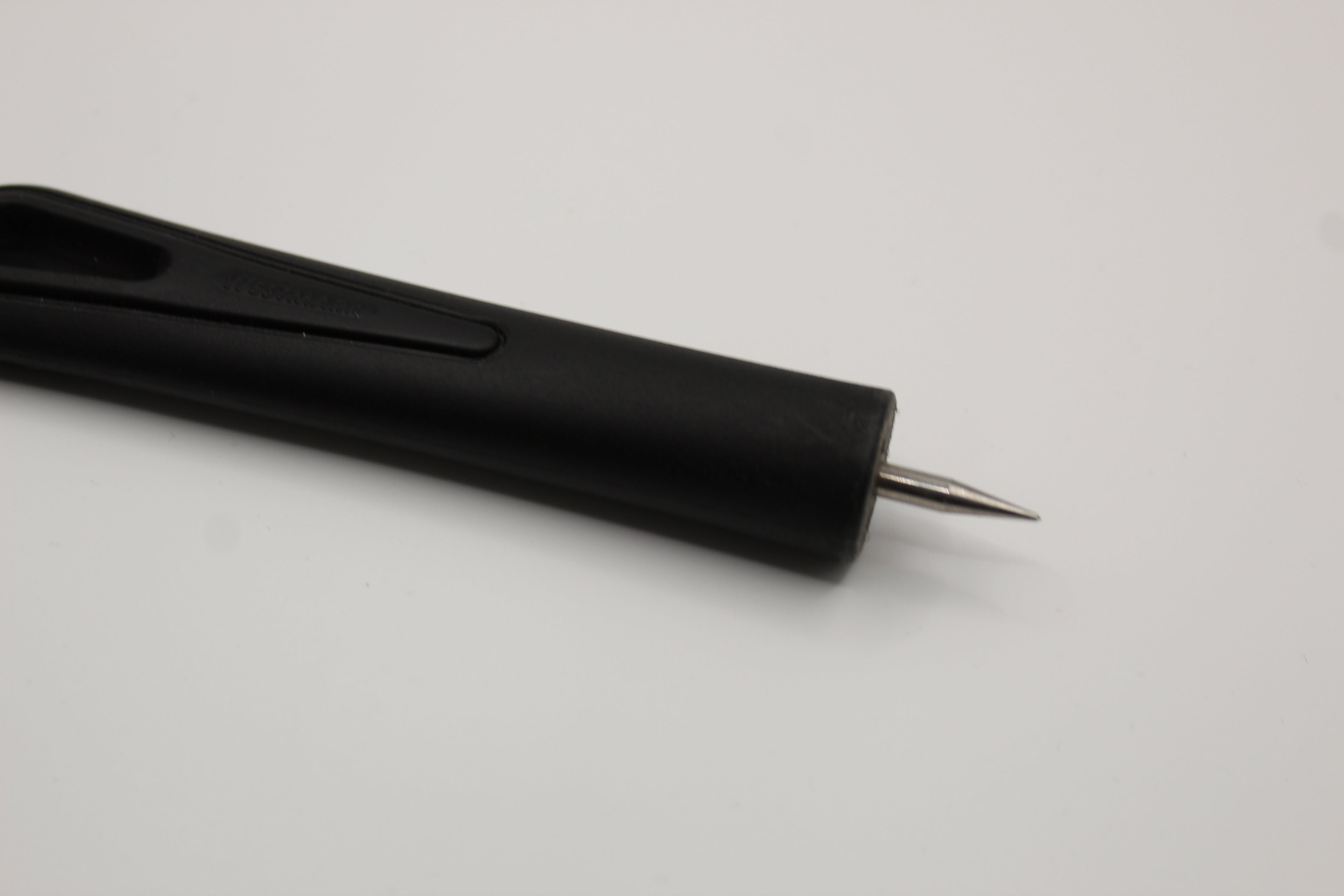 Westmark Dosenlocher