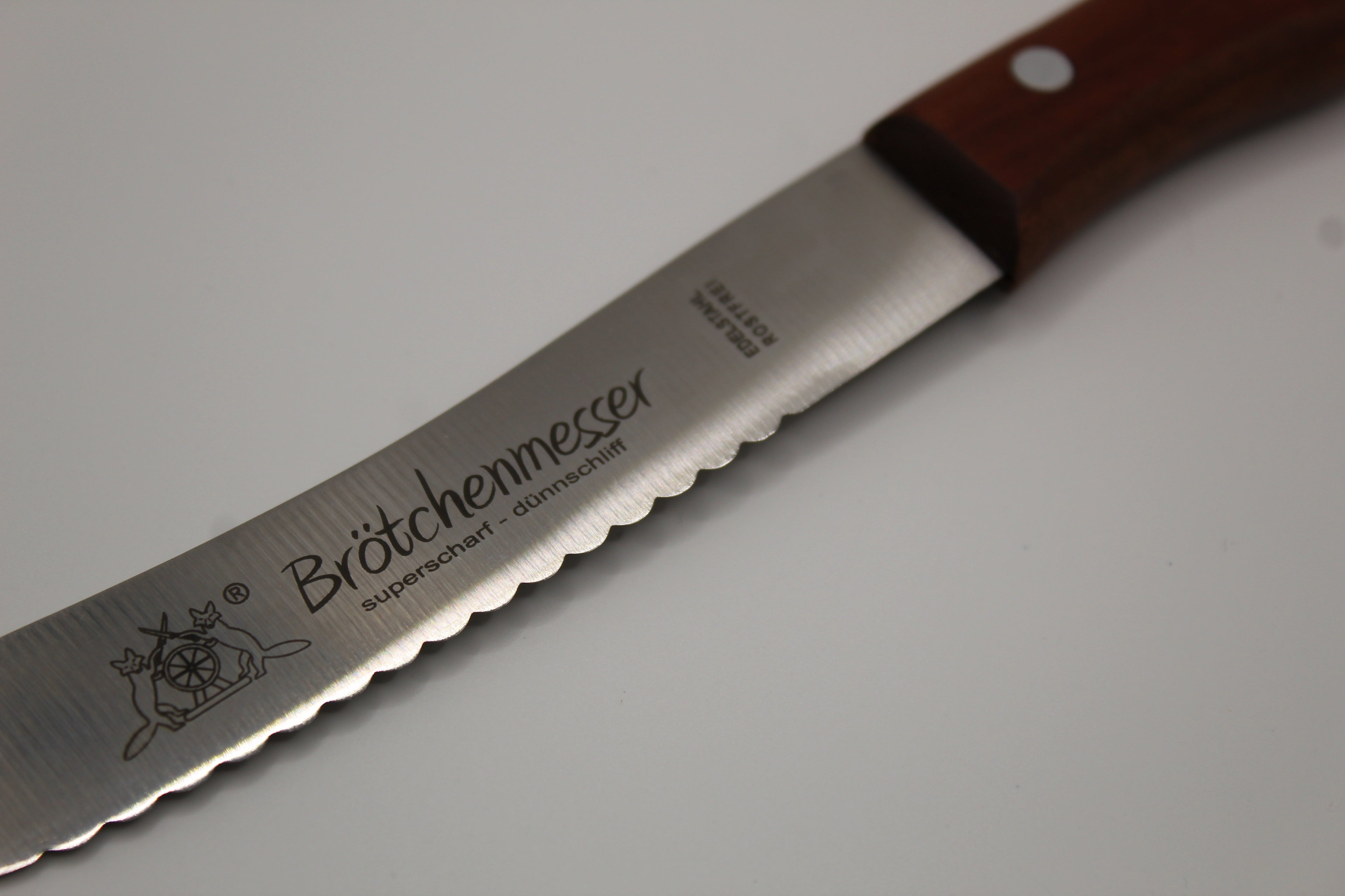 Buckelsmesser "Fuchs" 4,5" mit Welle Kirschholzgriff, Made in Solingen
